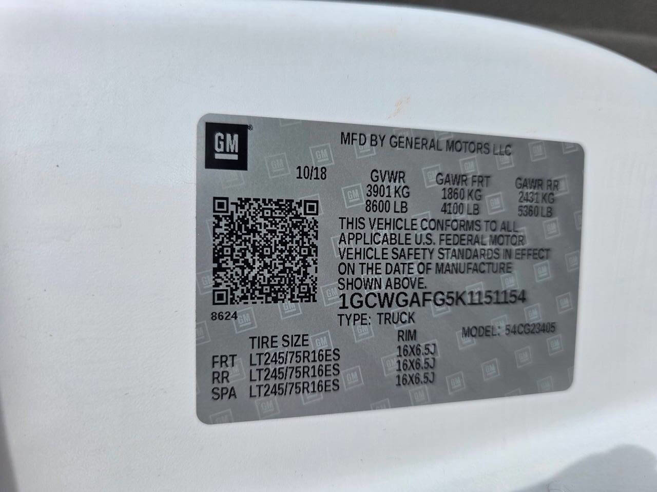 Used 2019 Chevrolet Express 2500 w/ Safety Package image 25