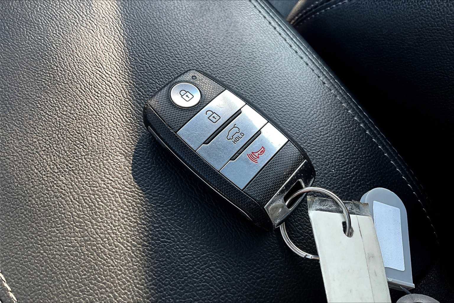 Used 2019 Kia Sorento EX image 14