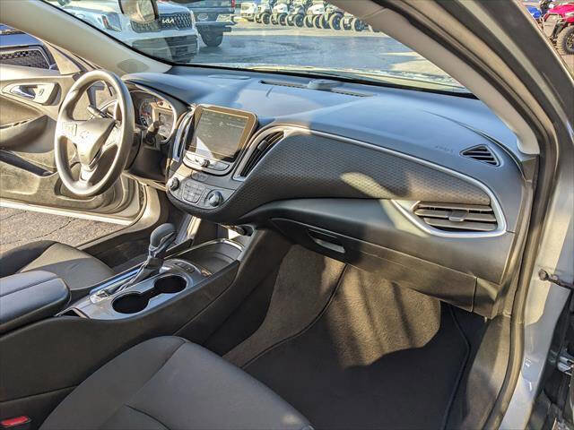 Used 2024 Chevrolet Malibu LT image 18