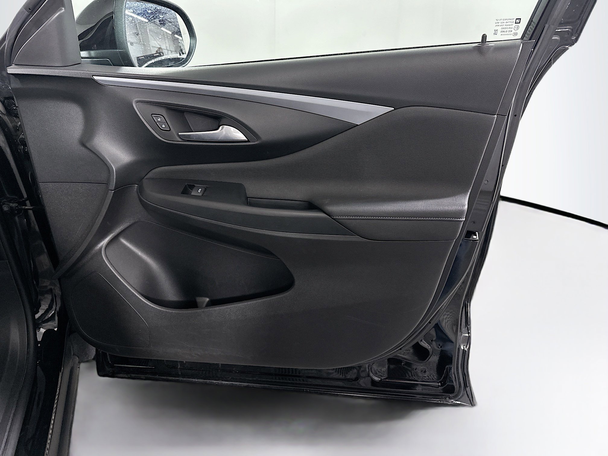 Used 2025 Buick Envista Preferred FWD image 29