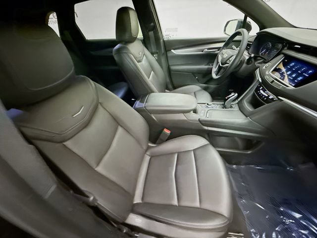 Used 2024 Cadillac XT5 Luxury image 30