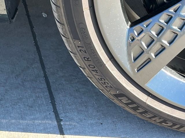 Used 2024 Genesis GV70 3.5T Sport w/ Sport Advanced Package image 10