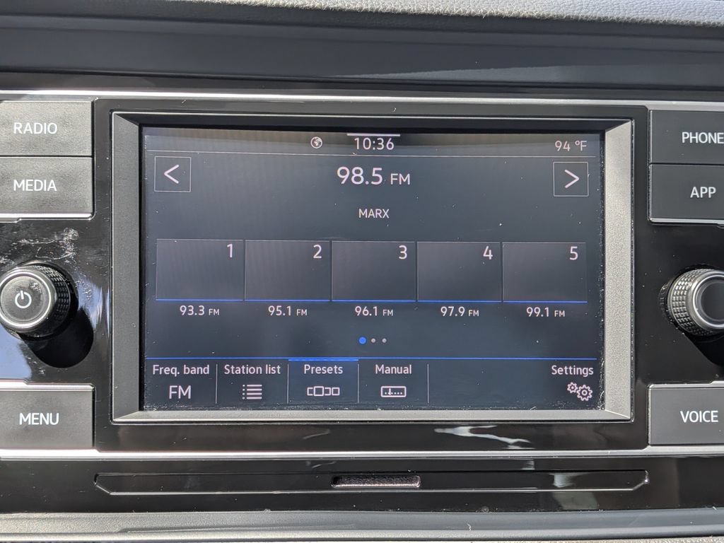 Used 2024 Volkswagen Jetta SE FWD image 22