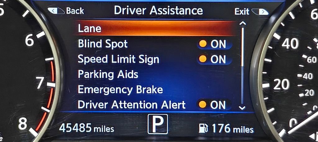 Used 2021 Nissan Murano SL w/ SL Moonroof Package image 48