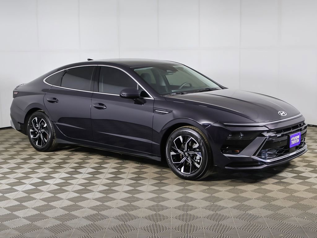 Certified 2025 Hyundai Sonata SEL image 2