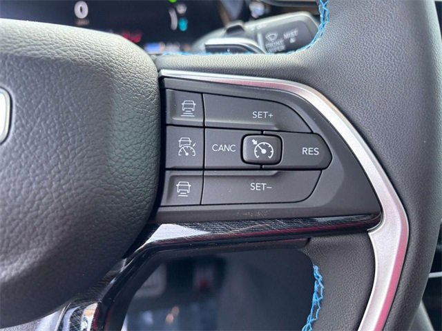 Used 2024 Jeep Grand Cherokee Trailhawk image 19