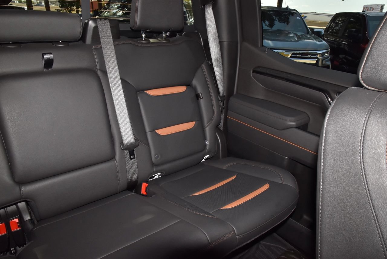 Used 2026 GMC Sierra 1500 AT4 w/ AT4 Premium Package AWD/4WD image 21