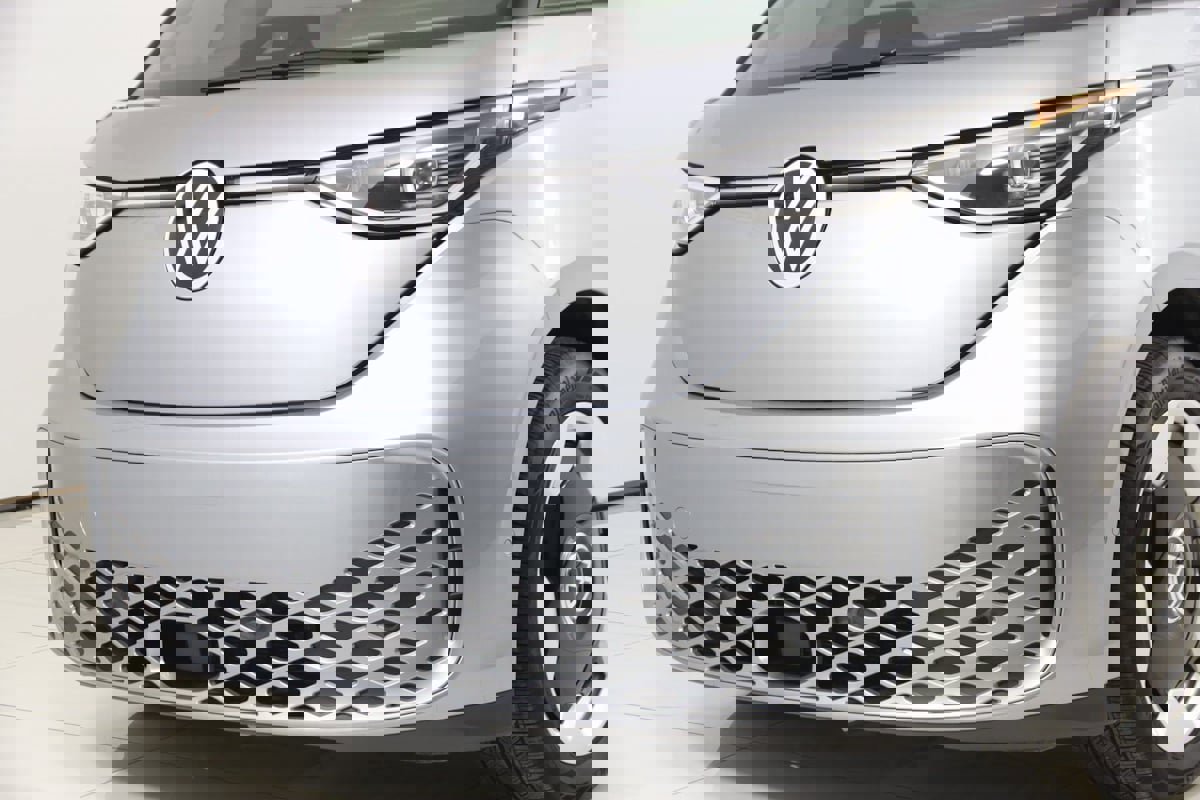 Used 2025 Volkswagen ID. Buzz Pro S image 64