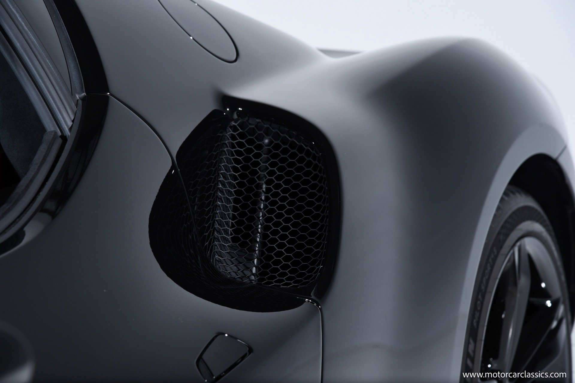 Used 2023 Ferrari 296 GTB image 16