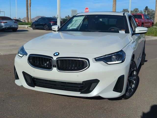 Used 2026 BMW 230i Coupe w/ Convenience Package image 3