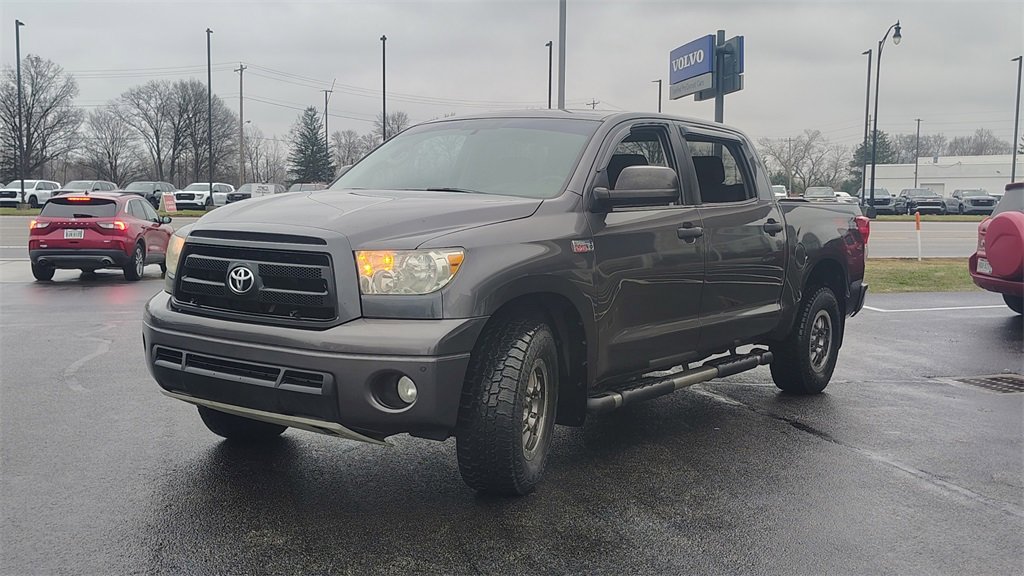 Used 2011 Toyota Tundra 4x4 CrewMax image 6