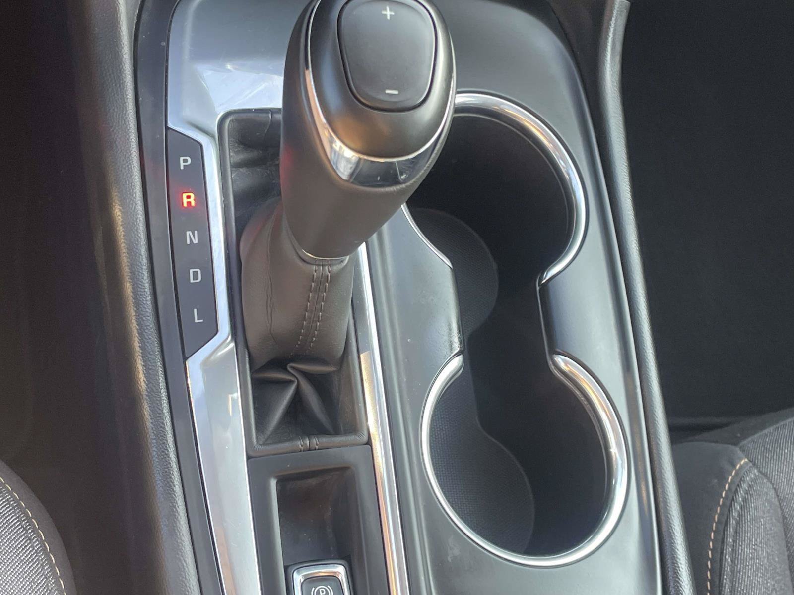 Used 2019 Chevrolet Equinox LT FWD image 23