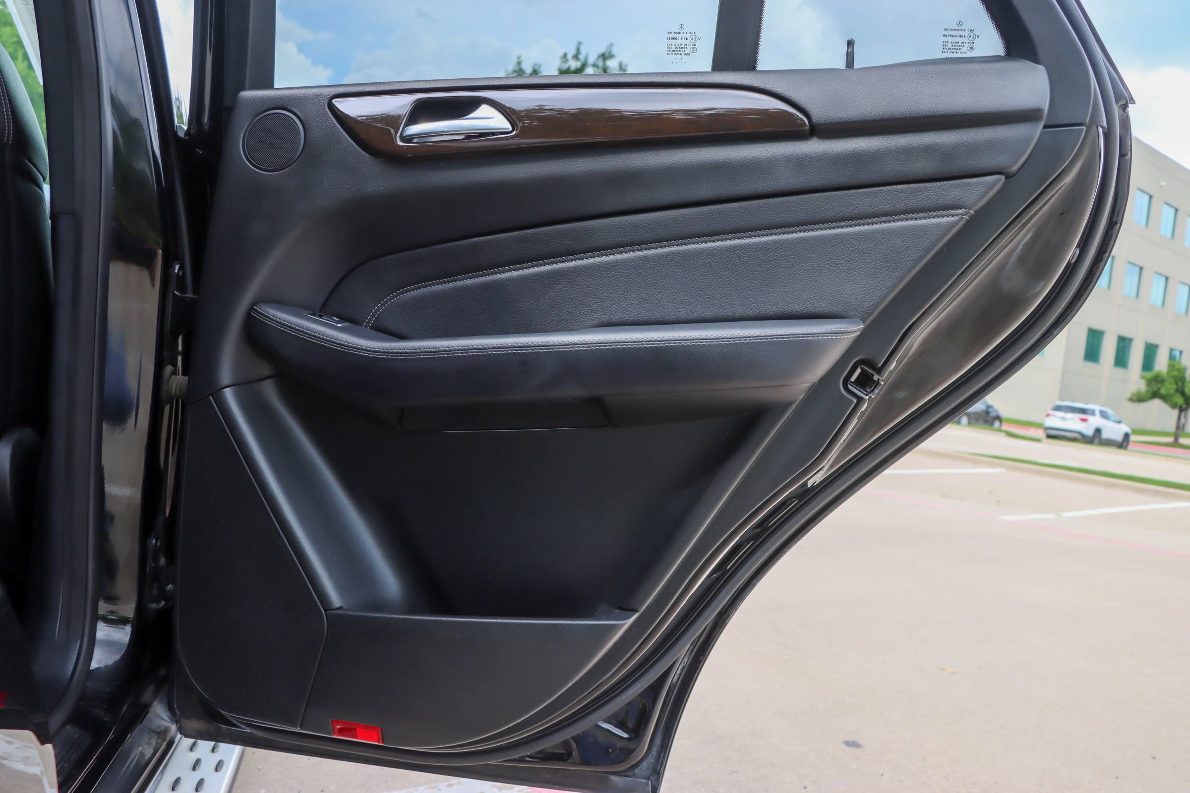 Used 2015 Mercedes-Benz ML 350 2WD image 11