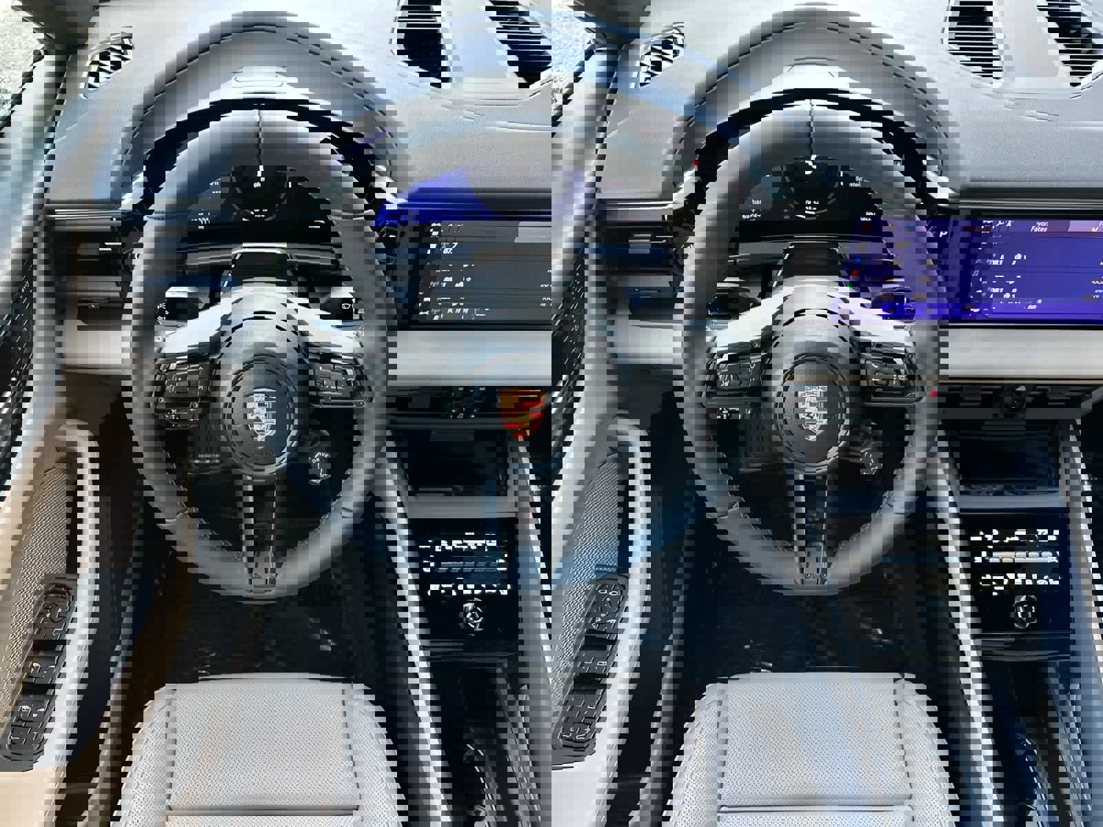 New 2026 Porsche Macan Electric image 15