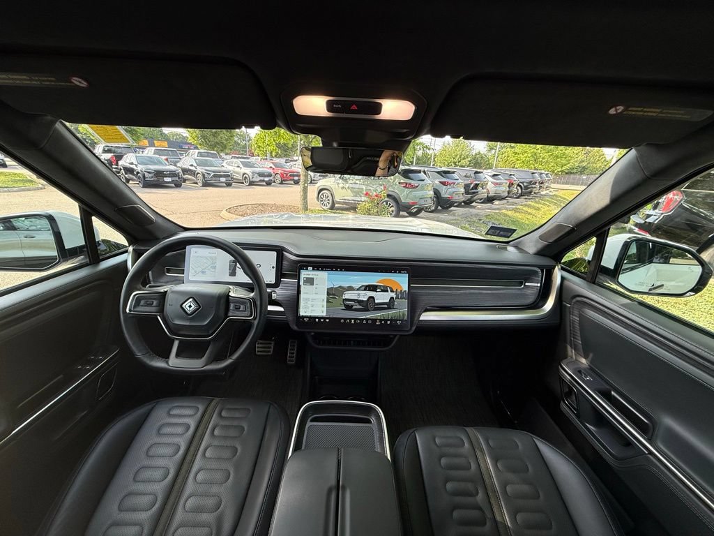 Used 2023 Rivian R1S Adventure AWD/4WD image 30