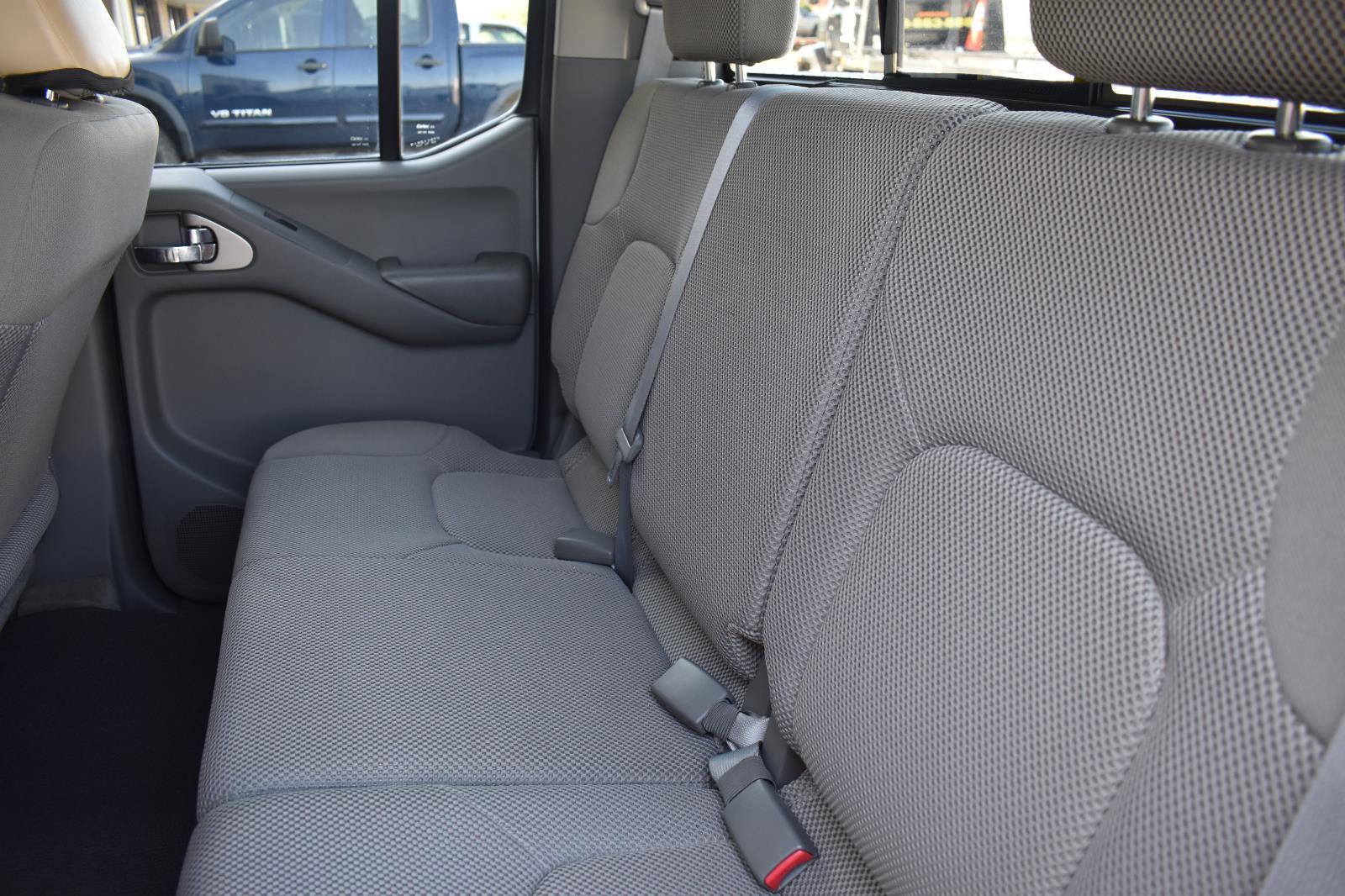 Used 2015 Nissan Frontier SV w/ SV Value Truck Package image 34