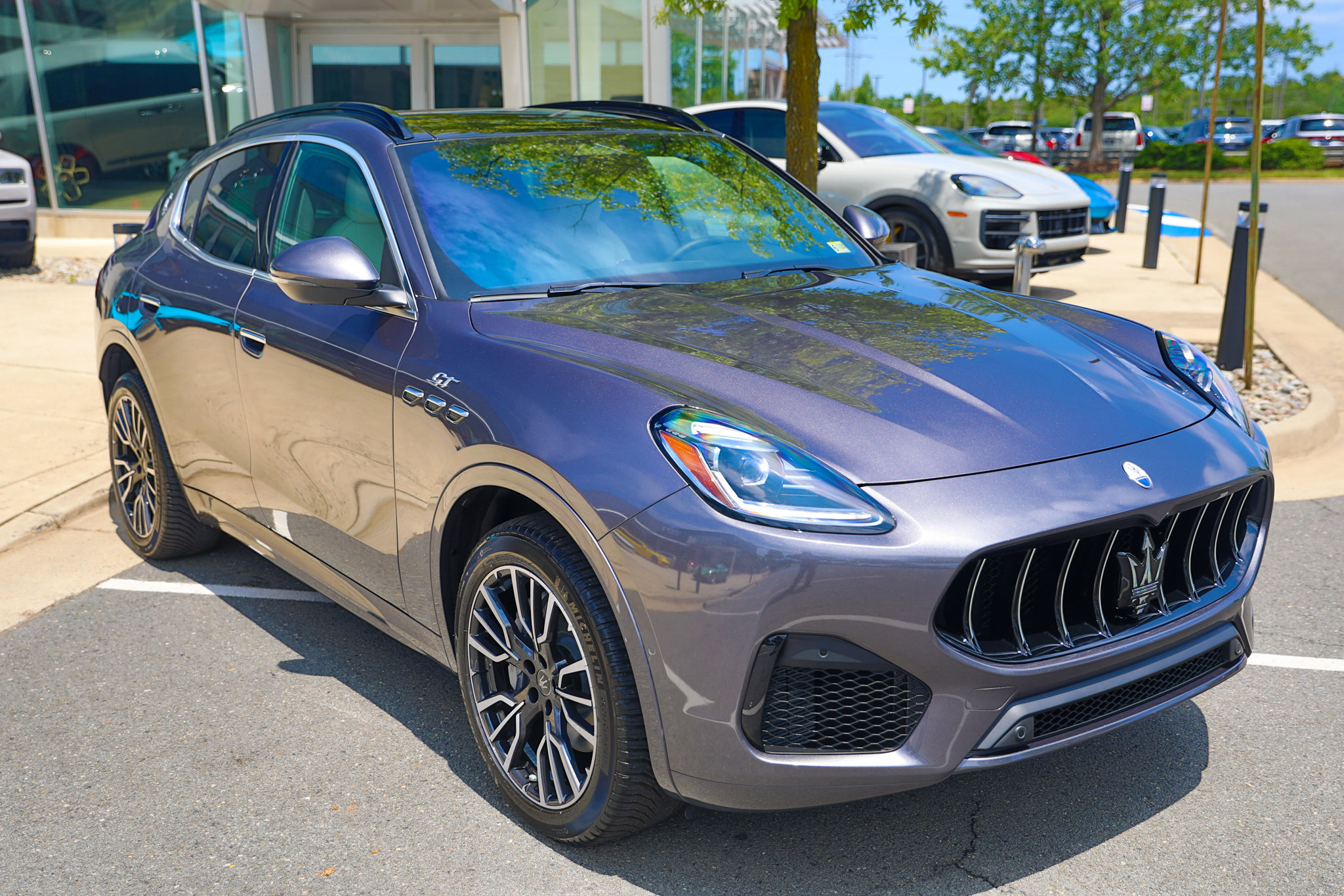 Used 2024 Maserati Grecale GT AWD/4WD image 3