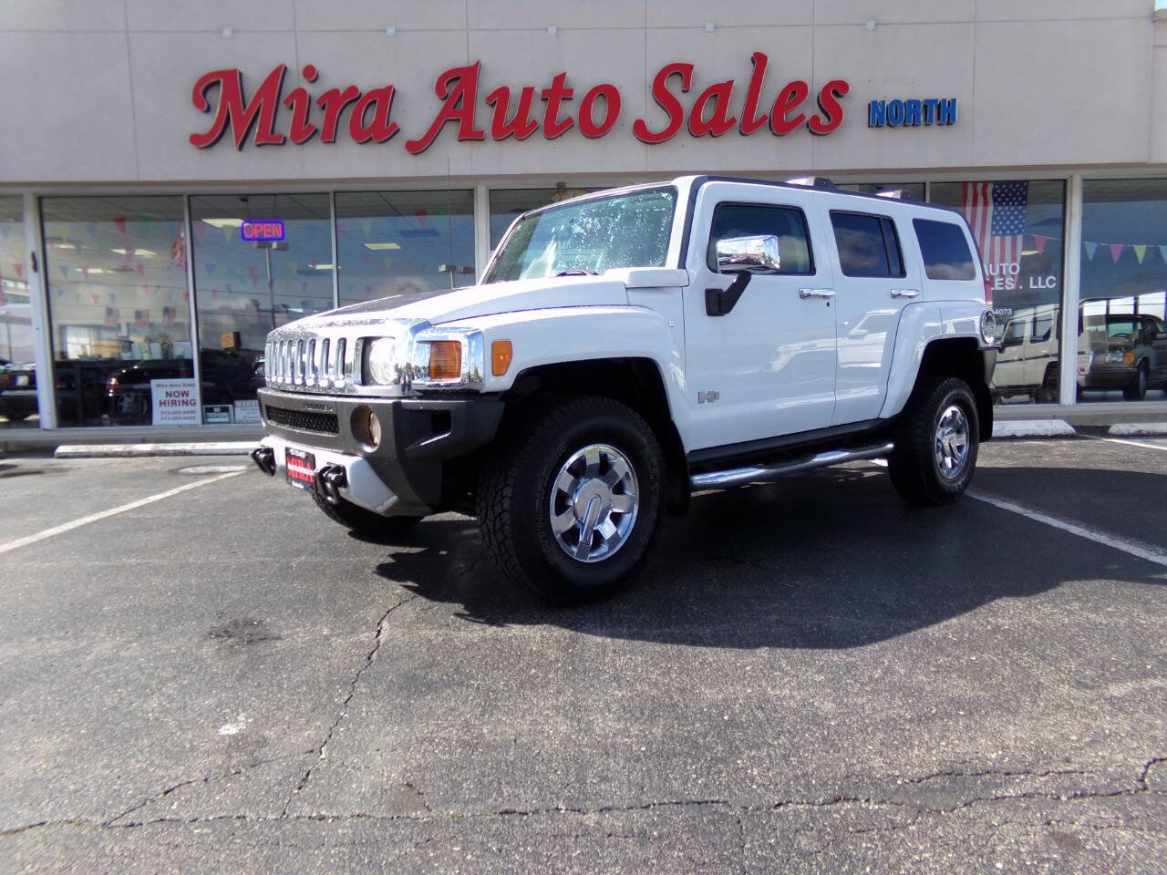 Used 2009 HUMMER H3 Luxury AWD/4WD image 1
