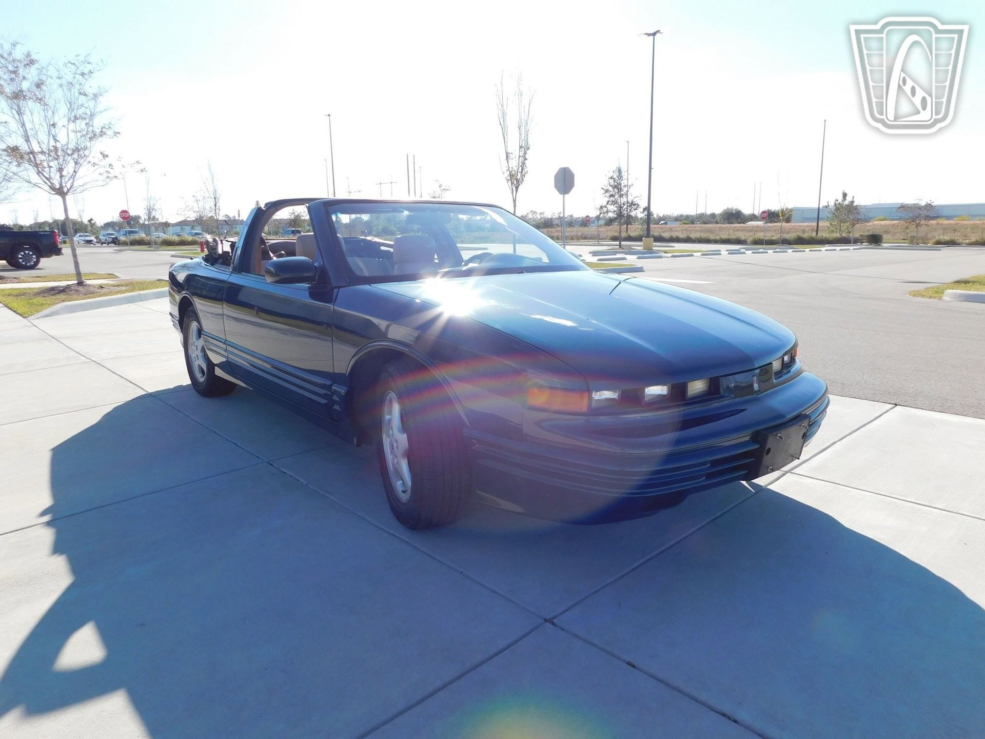Used 1995 Oldsmobile Cutlass Supreme Convertible image 9