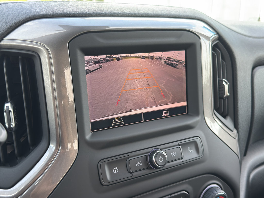 New 2026 Chevrolet Silverado 1500 Custom w/ Turbomax Blackout Package AWD/4WD image 16