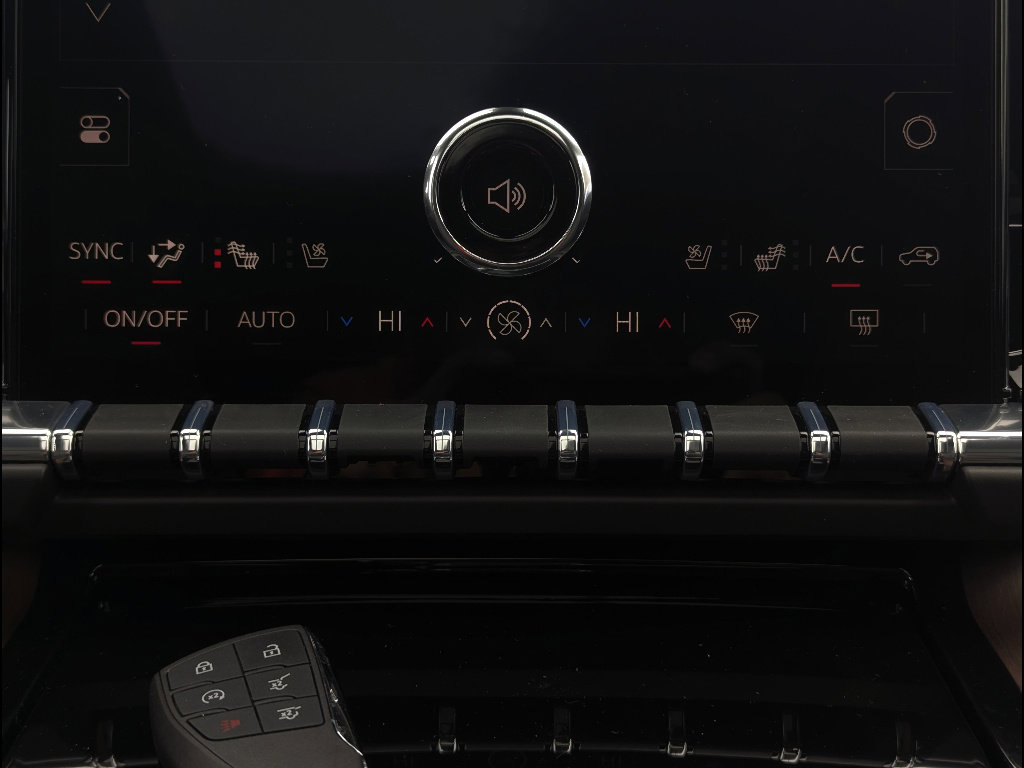 New 2026 GMC Yukon Denali w/ Advanced Technology Package AWD/4WD image 28