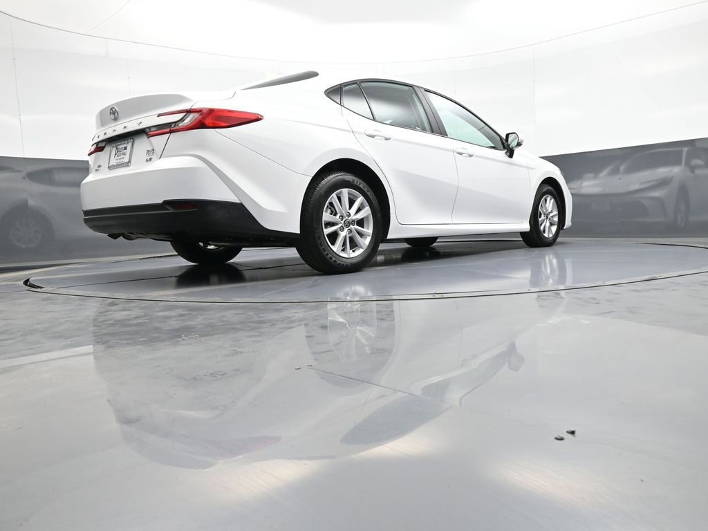 Certified 2025 Toyota Camry LE image 29