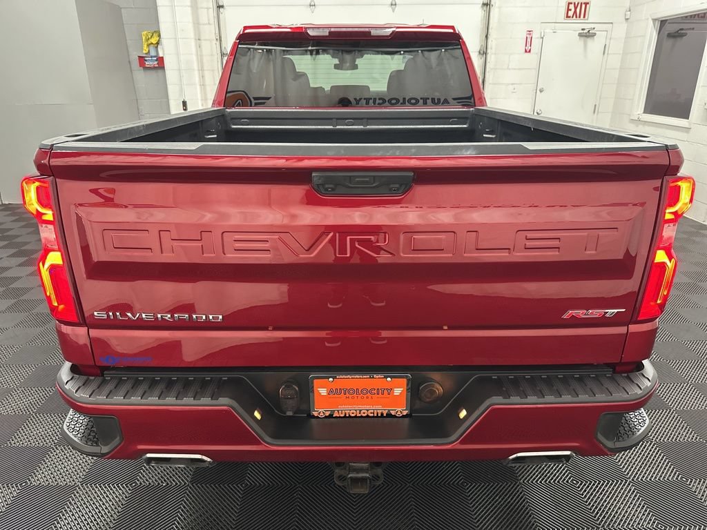 Used 2025 Chevrolet Silverado 1500 RST w/ Z71 Off-Road Package AWD/4WD image 8