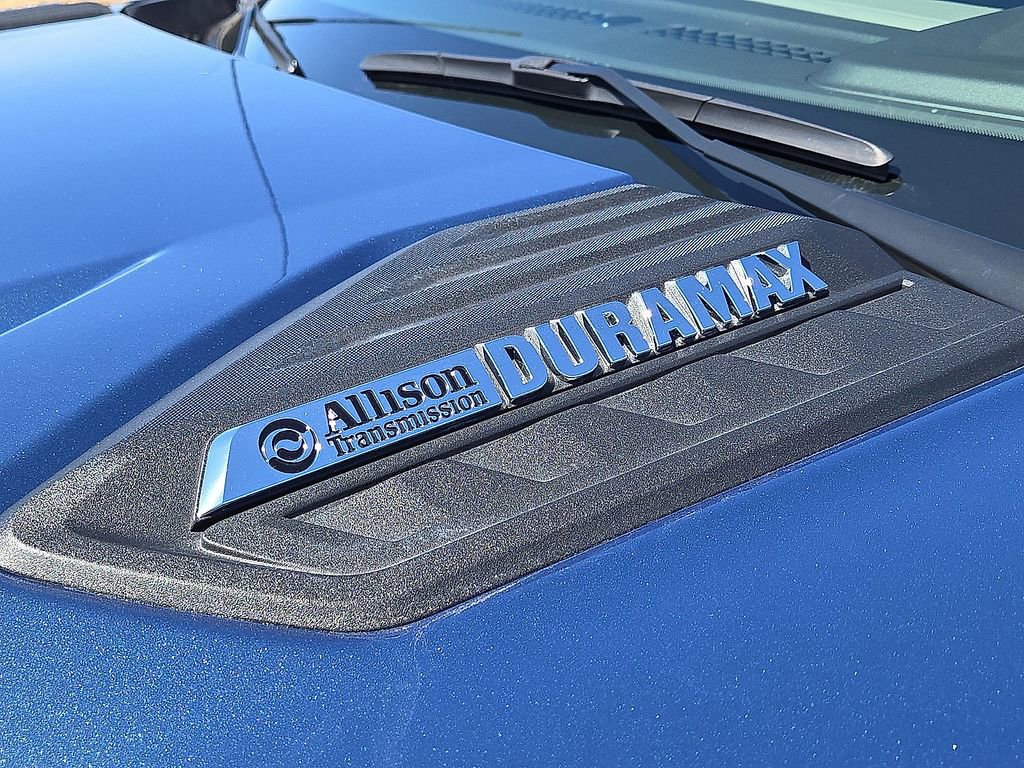 Used 2025 Chevrolet Silverado 2500 LT w/ All Star Edition image 11