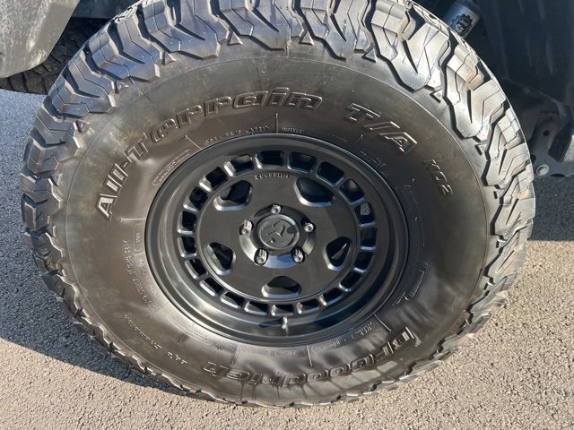 Used 2022 Jeep Gladiator Rubicon w/ LED Lighting Group image 9