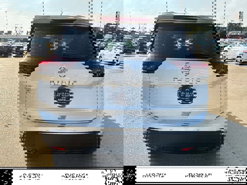 New 2026 Nissan Rogue SV image 8