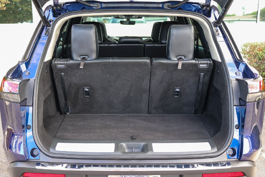 Certified 2023 INFINITI QX60 Luxe w/ Cargo Package FWD image 27