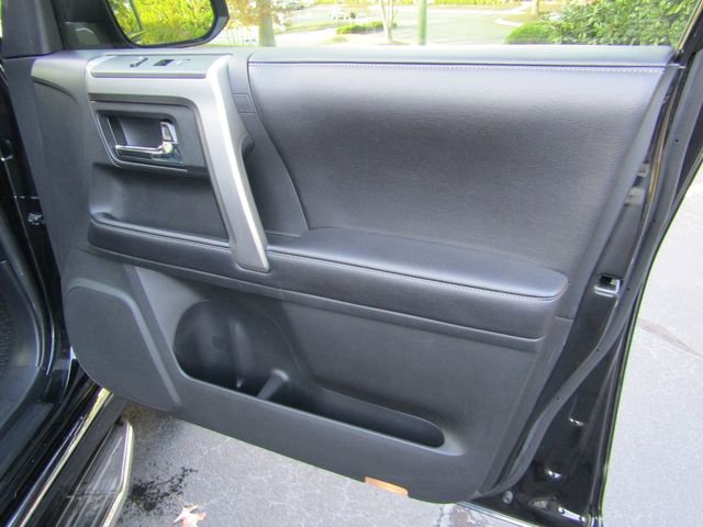 Used 2016 Toyota 4Runner Limited AWD/4WD image 21