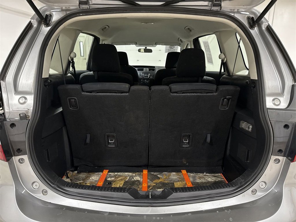 Used 2012 MAZDA MAZDA5 Sport image 22