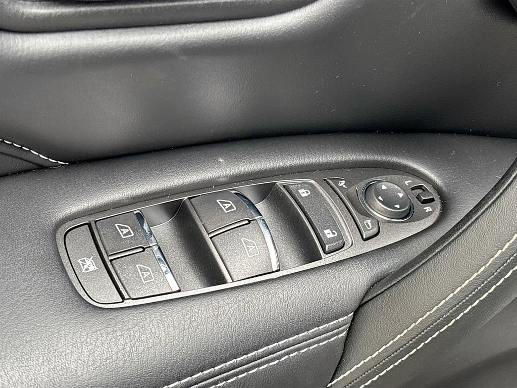 Used 2023 INFINITI QX80 Premium Select w/ Cargo Package RWD image 18