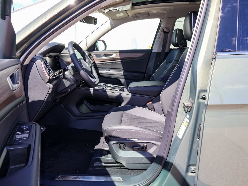 New 2026 Volkswagen Atlas SEL Premium R-Line image 12