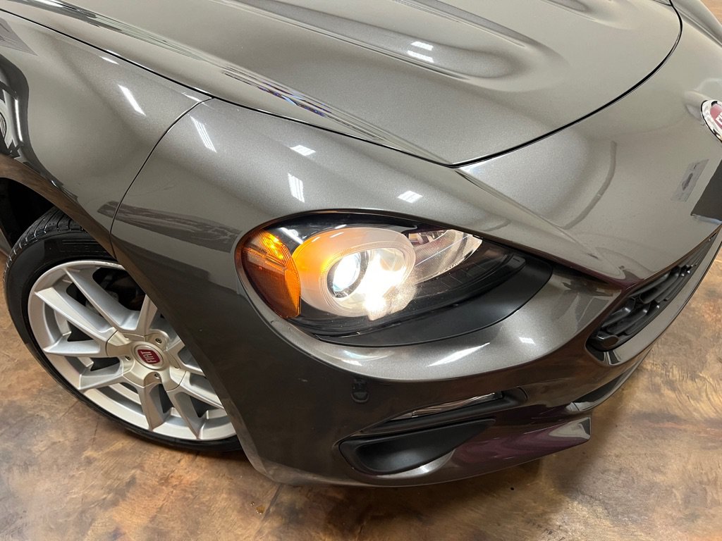 Used 2017 FIAT 124 Spider Classica RWD image 48