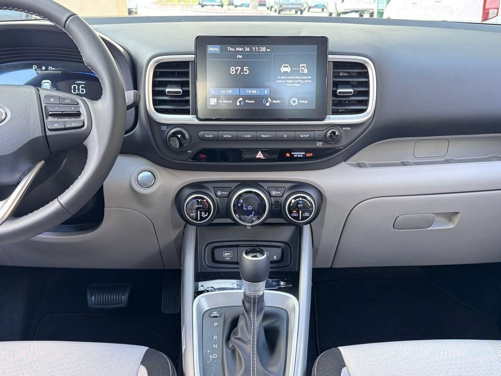 New 2026 Hyundai Venue SEL FWD image 4