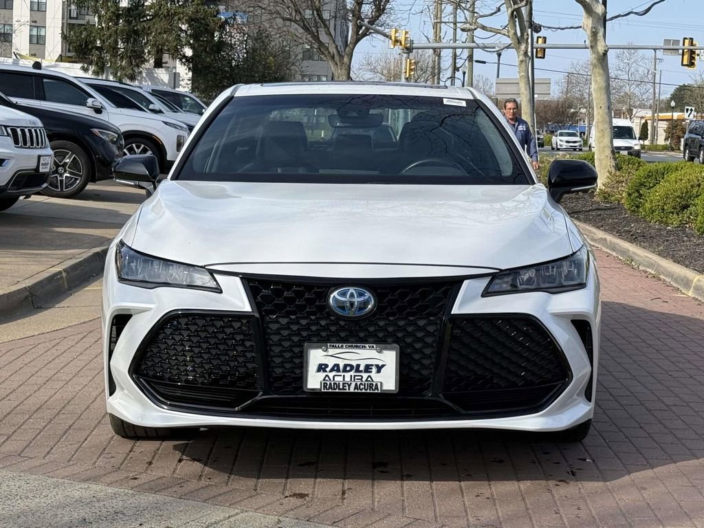 Used 2022 Toyota Avalon XSE w/ Carpet Mat Package (TMS) image 2