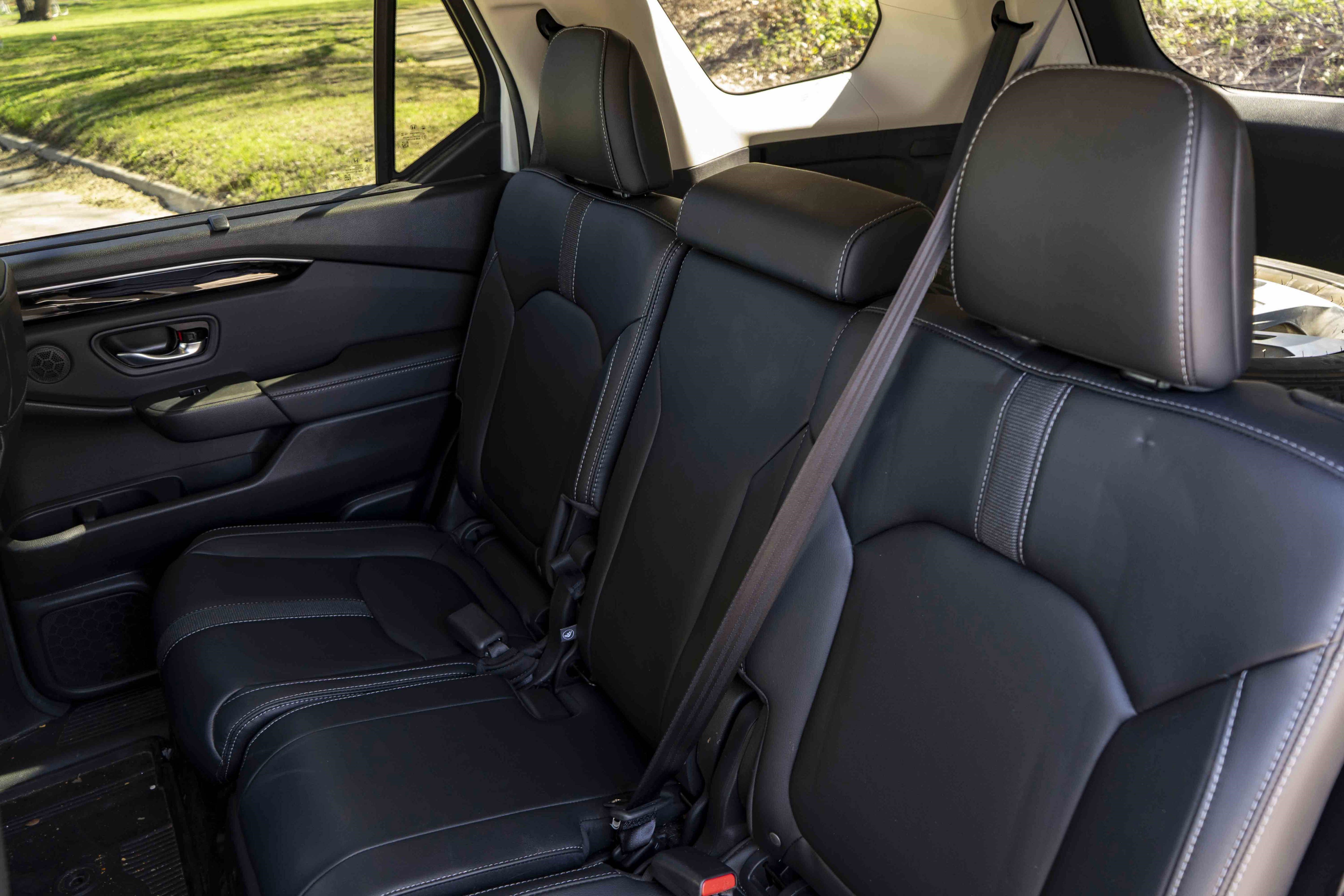 Used 2025 Honda Pilot EX-L image 15