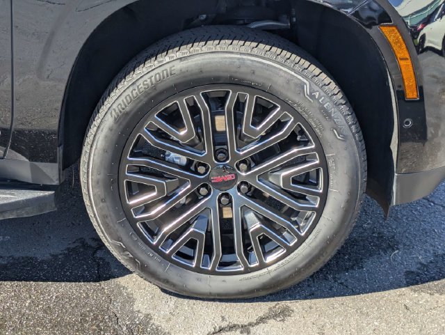 Used 2026 GMC Yukon Elevation AWD/4WD image 12