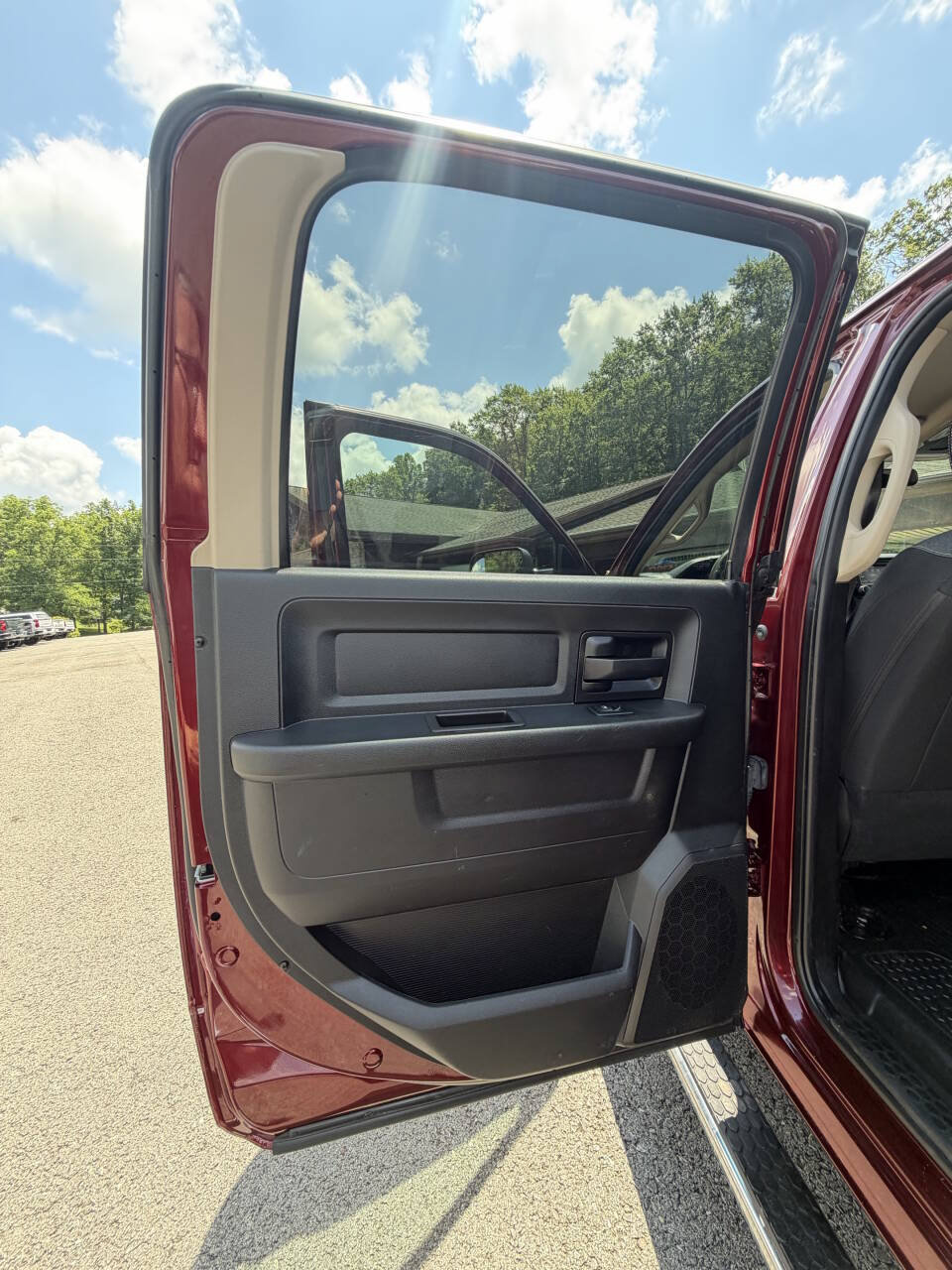 Used 2020 RAM 5500 Tradesman w/ Chrome Appearance Group AWD/4WD image 37