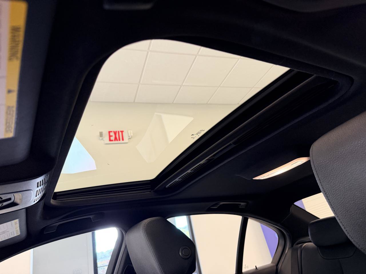 Used 2018 BMW 330i Sedan RWD image 44