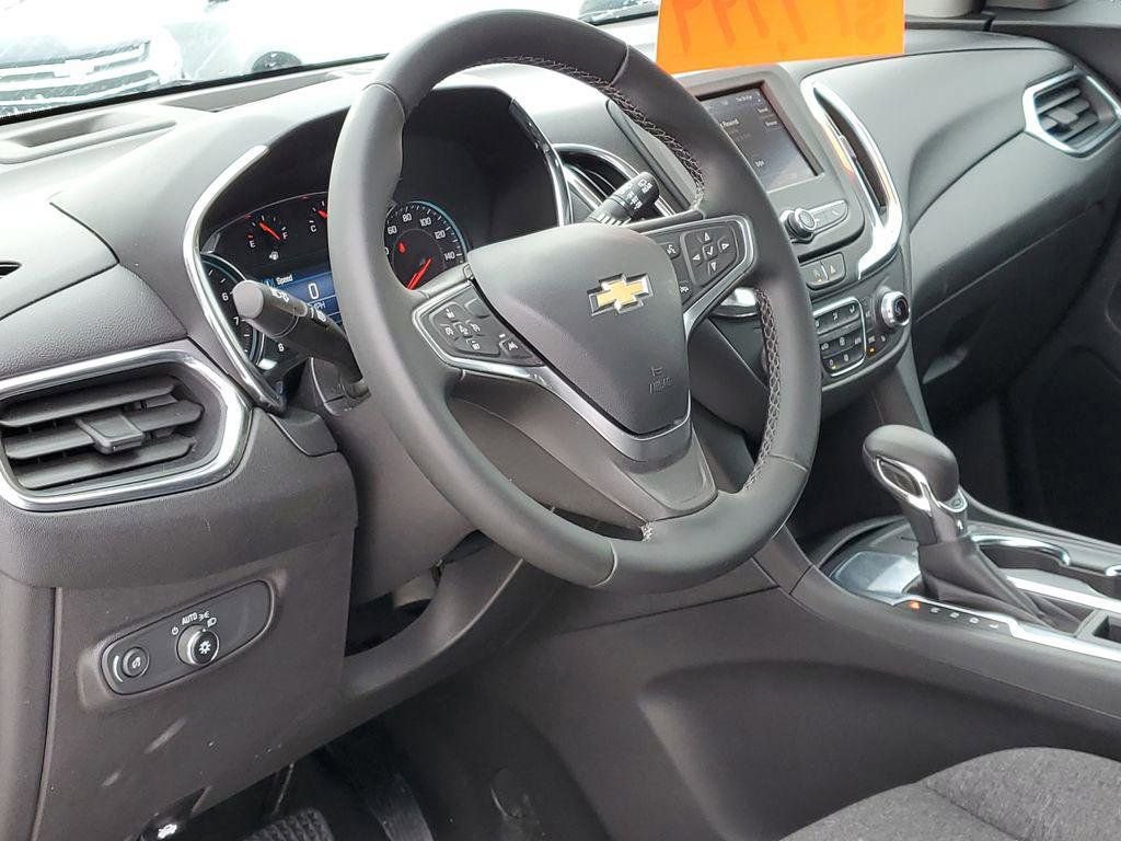 Used 2023 Chevrolet Equinox LT image 7