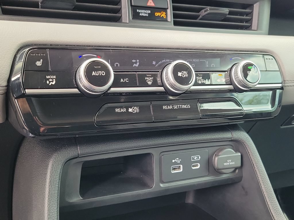 Used 2025 Honda Pilot EX-L image 28