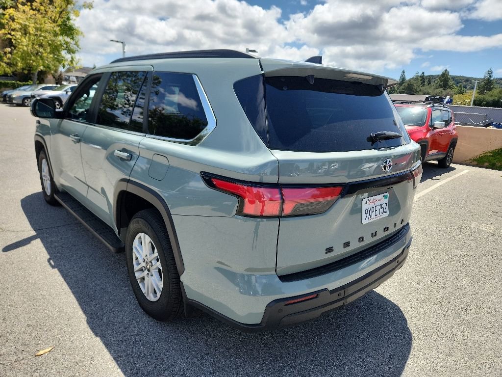 Used 2025 Toyota Sequoia SR5 AWD/4WD image 3
