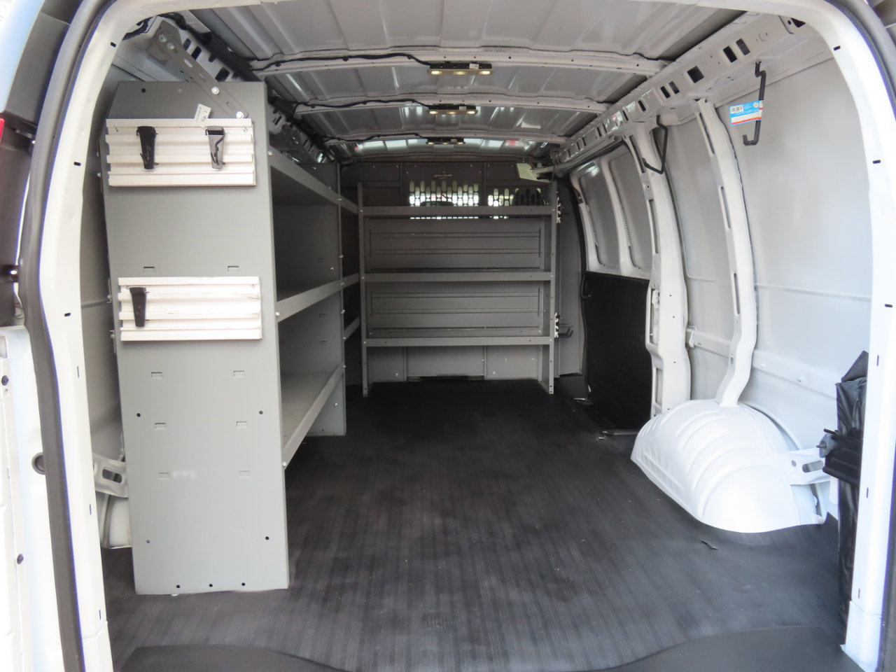 Used 2022 Chevrolet Express 2500 w/ Driver Convenience Package image 12