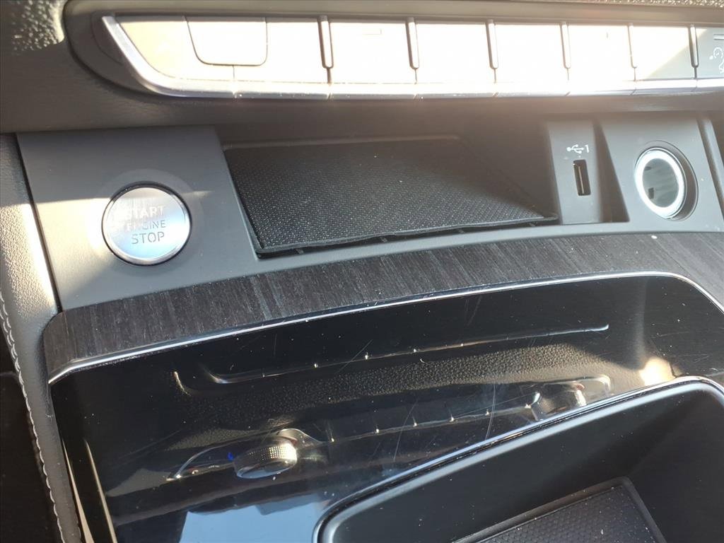 Used 2024 Audi Q5 2.0T Premium Plus image 12