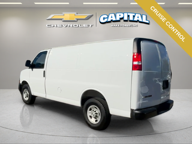 Used 2025 Chevrolet Express 2500 w/ Driver Convenience Package RWD image 5