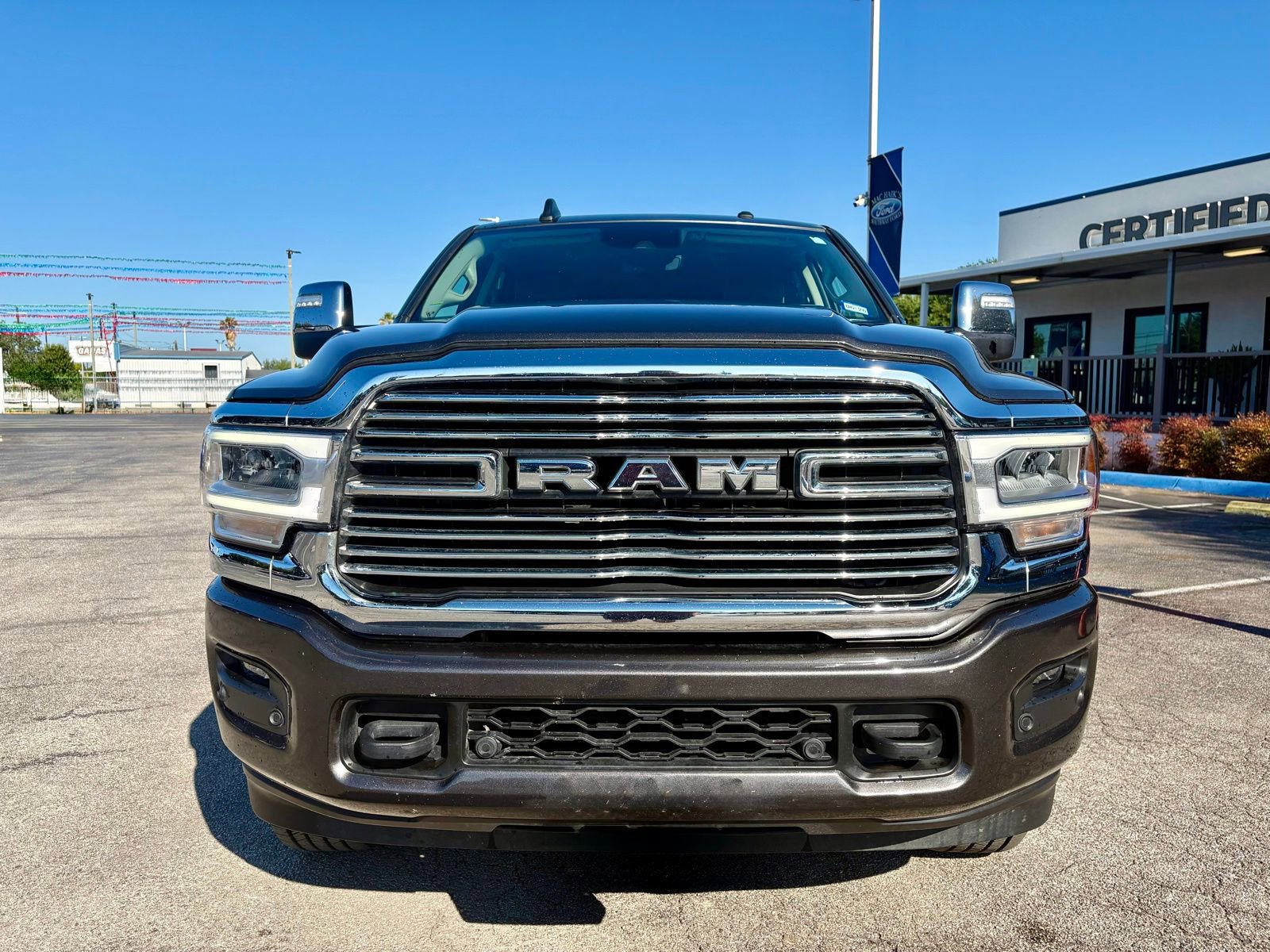 Used 2023 RAM 3500 Laramie AWD/4WD image 7