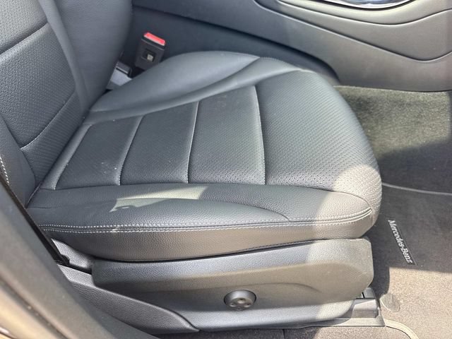 Used 2023 Mercedes-Benz GLC 300 4MATIC Coupe image 14